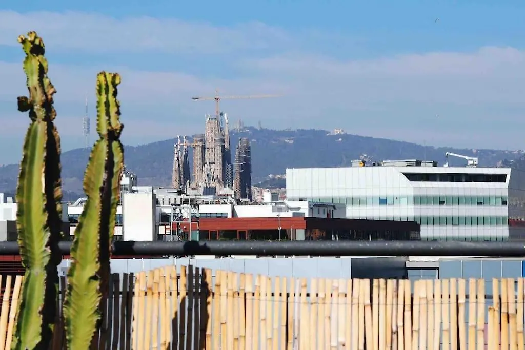 Appartamento Cozy Penthouse Studio With Private Rooftop Terrace Barcellona
