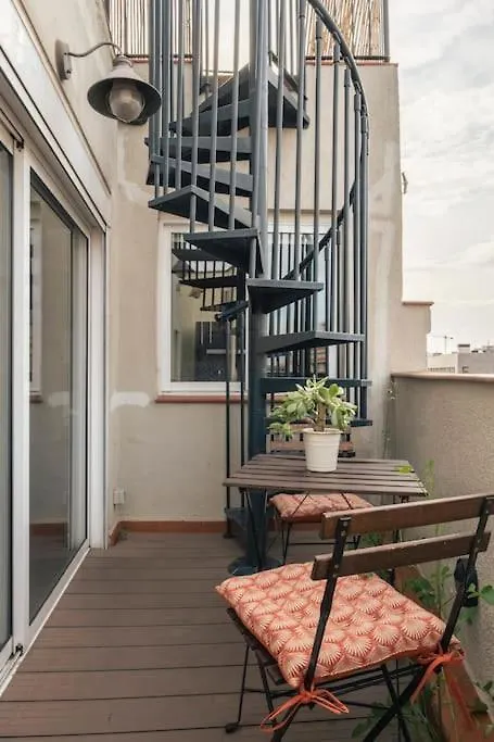 Appartamento Cozy Penthouse Studio With Private Rooftop Terrace Barcellona